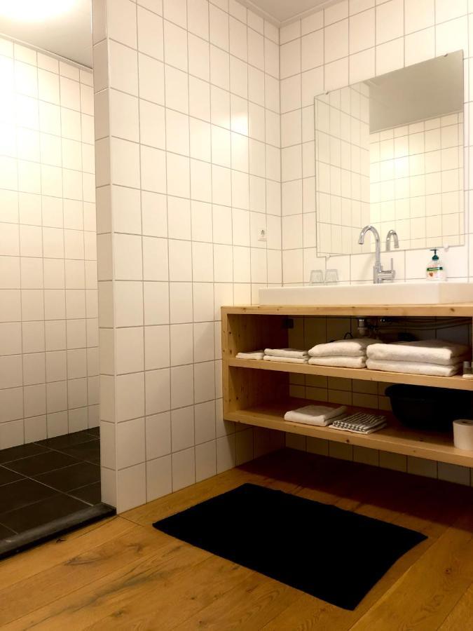 Bed And Breakfast De Biesbosch - In 'T Riet Drimmelen Esterno foto