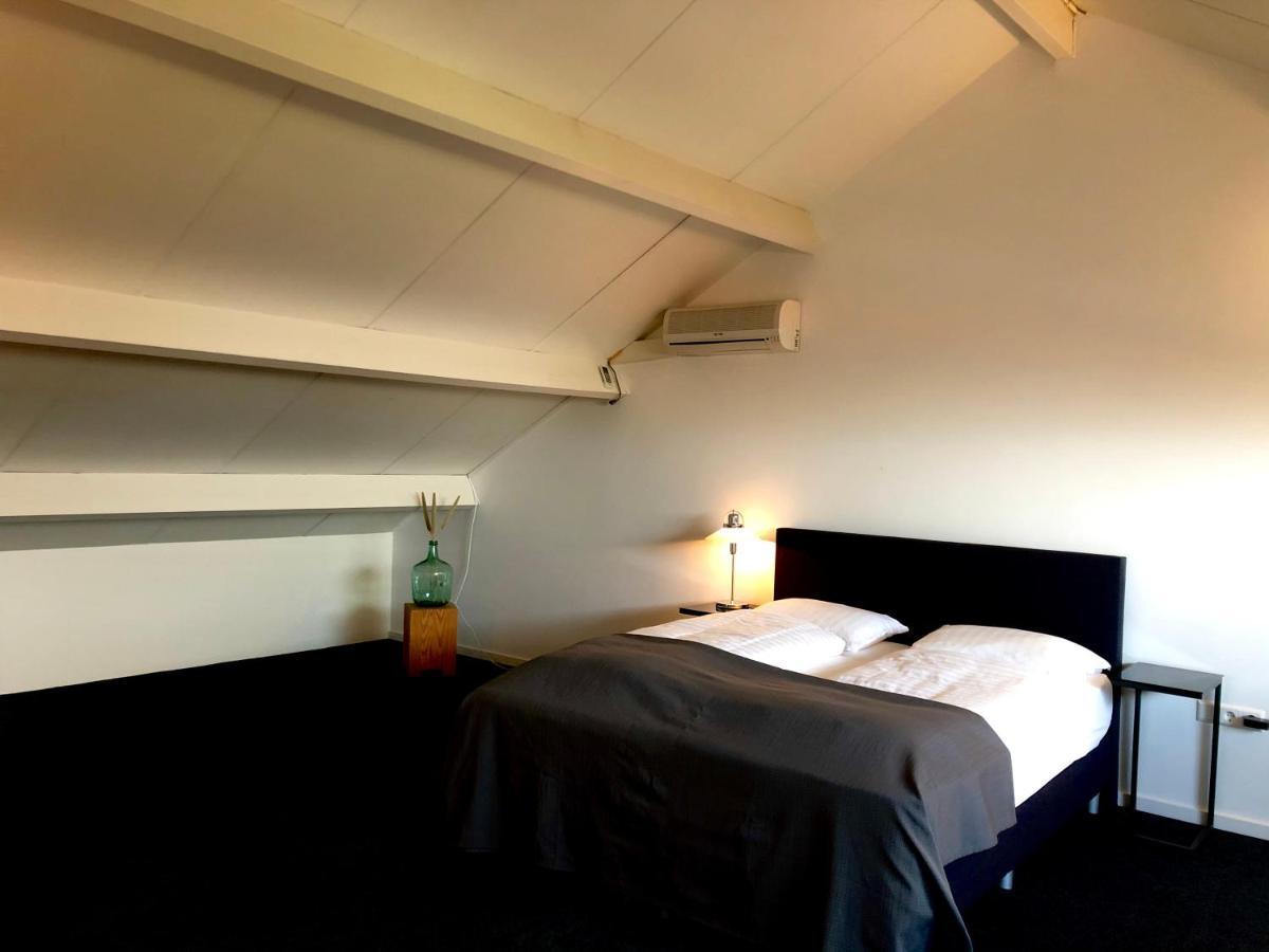 Bed And Breakfast De Biesbosch - In 'T Riet Drimmelen Esterno foto