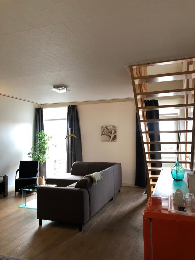 Bed And Breakfast De Biesbosch - In 'T Riet Drimmelen Esterno foto