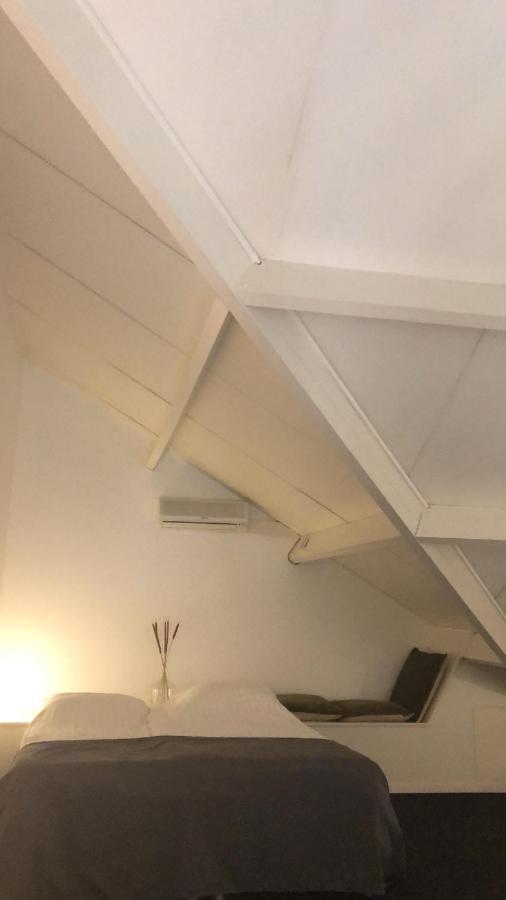 Bed And Breakfast De Biesbosch - In 'T Riet Drimmelen Esterno foto