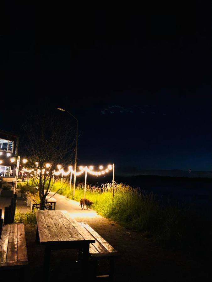Bed And Breakfast De Biesbosch - In 'T Riet Drimmelen Esterno foto
